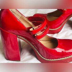 Steve Madden Platform Heels